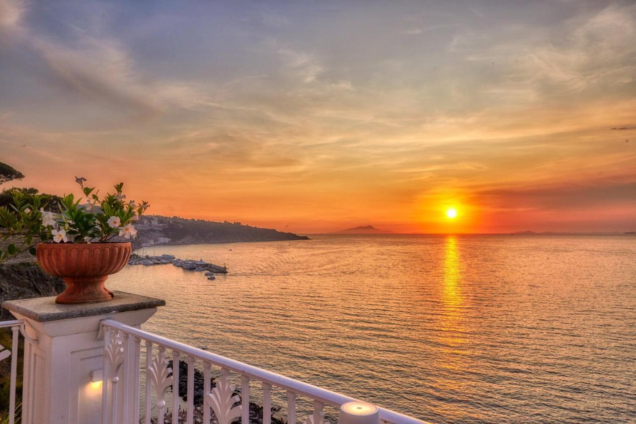 Grand Hotel Riviera Sorrento Exterior photo