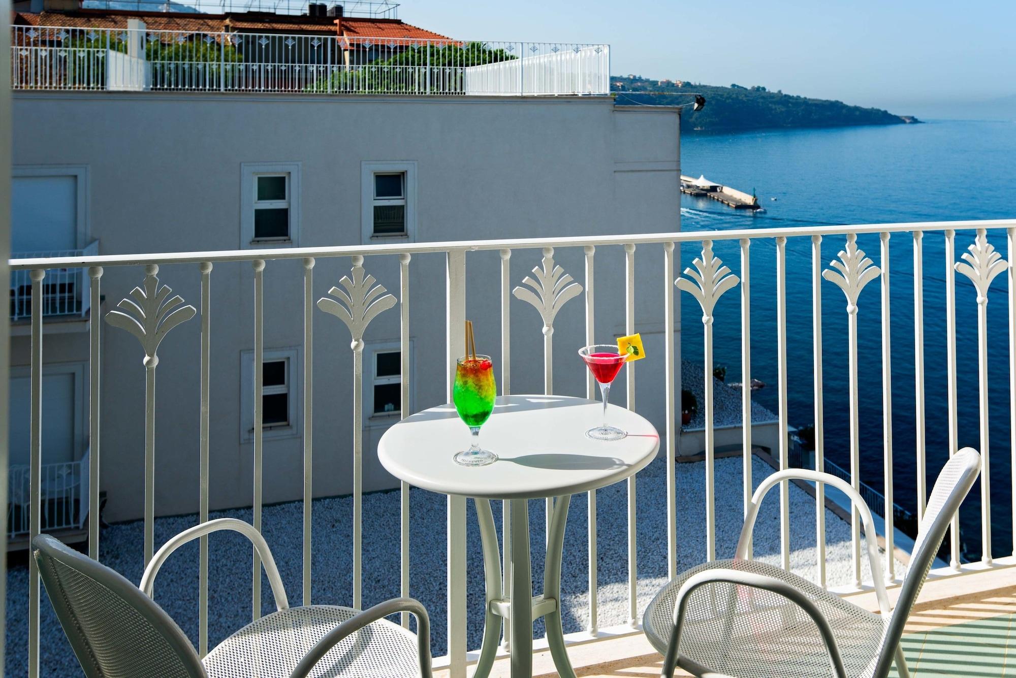 Grand Hotel Riviera Sorrento Exterior photo