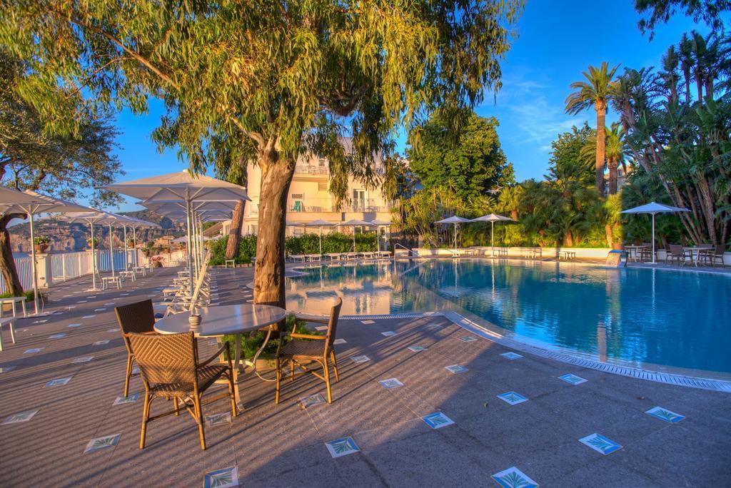 Grand Hotel Riviera Sorrento Exterior photo