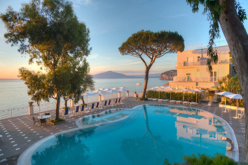 Grand Hotel Riviera Sorrento Exterior photo